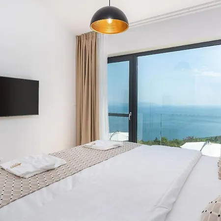 Atrium With Heated Pool, Sea View, Jacuzzi, Gym And Sauna Villa Labin (Istria)
