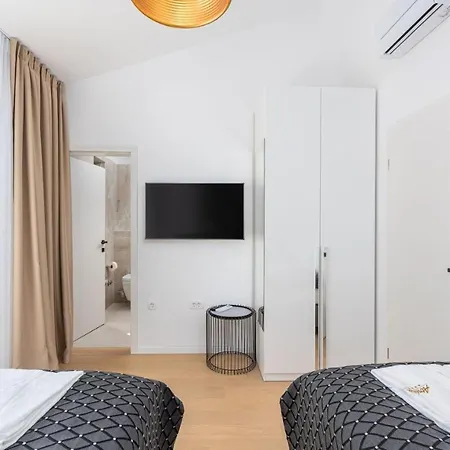Atrium With Heated Pool, Sea View, Jacuzzi, Gym And Sauna Villa